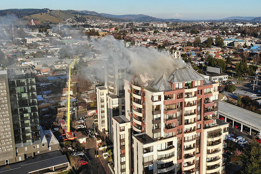 Primera Alarma de Incendio en piso 14 de edificio en Temuco