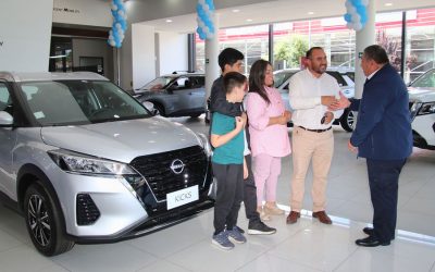 Pastor evangélico recibió el automóvil 0 Km de la Rifa Monumental 2023 de Bomberos Temuco