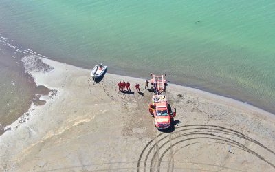Intenso trabajo del Cuerpo de Bomberos de Temuco en búsqueda de menor desaparecido en Puerto Saavedra