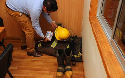 Inescrupulosos solicitan dinero utilizando uniformes de Bomberos